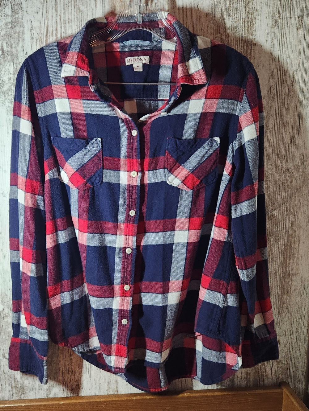 Merona Plaid Flannel Red Navy Blue White Button-Down Shirt M Gives Fall Vibes